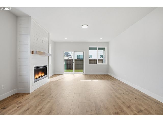 627 Se 34th St, Battle Ground, WA 98604