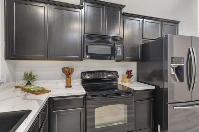 1816 Freedom Lane, Providence Village, TX 76227