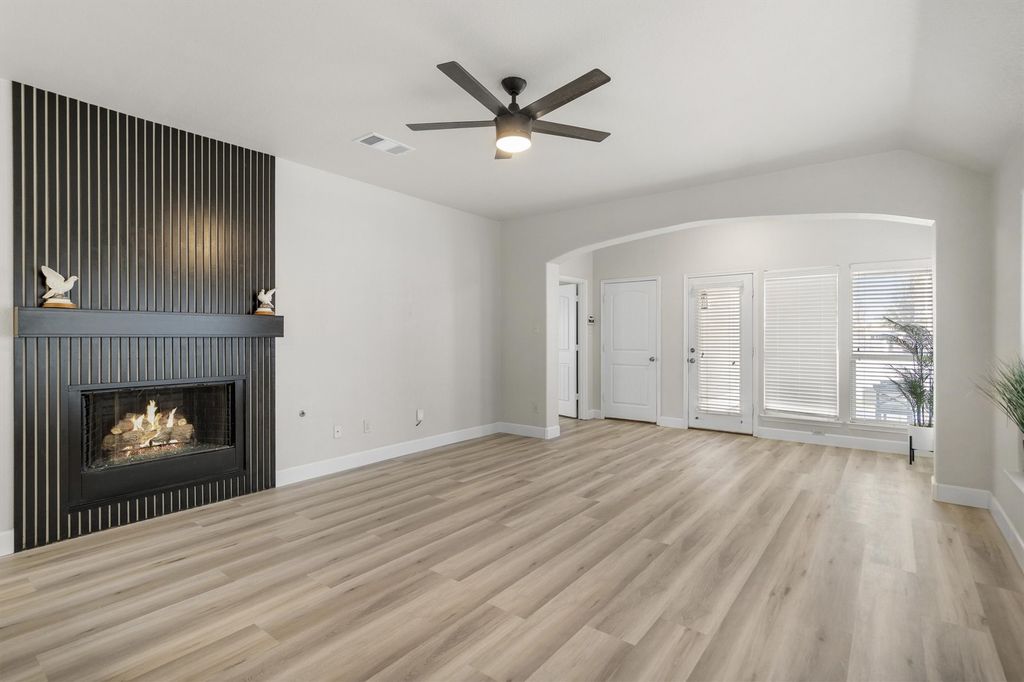 1816 Freedom Lane, Providence Village, TX 76227