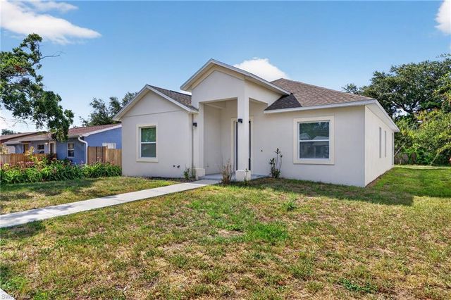 7977 49th AVE N, St. Petersburg, FL 33709