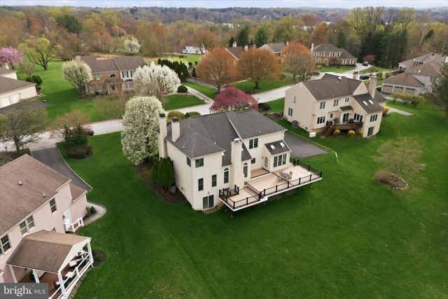 3 HONEYSUCKLE LN, Broomall, PA 19008