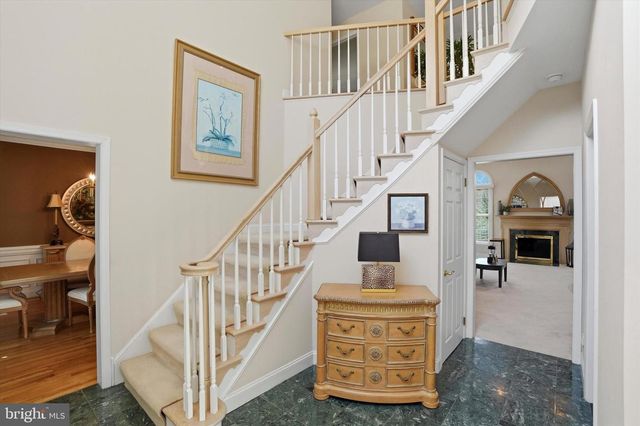 3 HONEYSUCKLE LN, Broomall, PA 19008