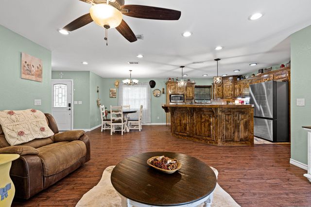 8681 FM 726, Diana, TX 75640