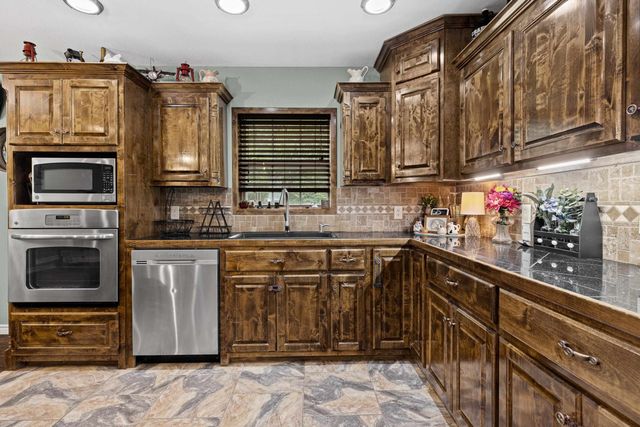 8681 FM 726, Diana, TX 75640
