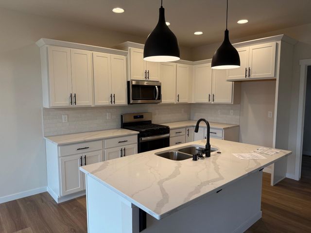 3203 S Custer Ln, Spokane, WA 99223