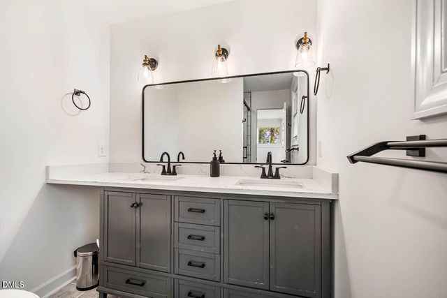 231 Flemington Road, Chapel Hill, NC 27517