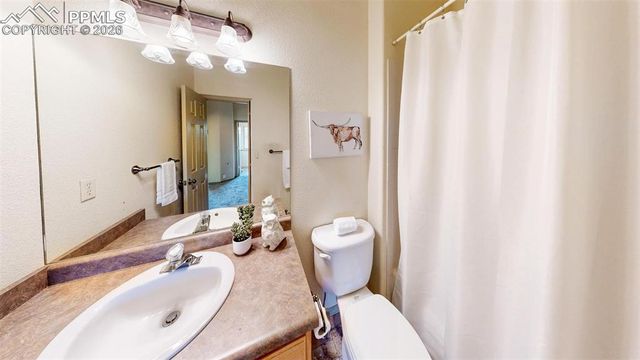 320 Hilton Road, Manitou Springs, CO 80829