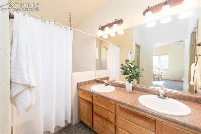 320 Hilton Road, Manitou Springs, CO 80829