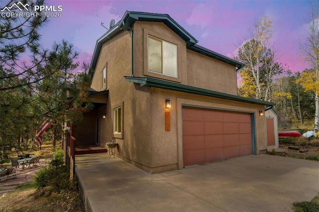 320 Hilton Road, Manitou Springs, CO 80829