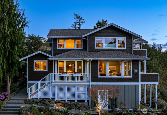 3913 W 12th Street, Anacortes, WA 98221