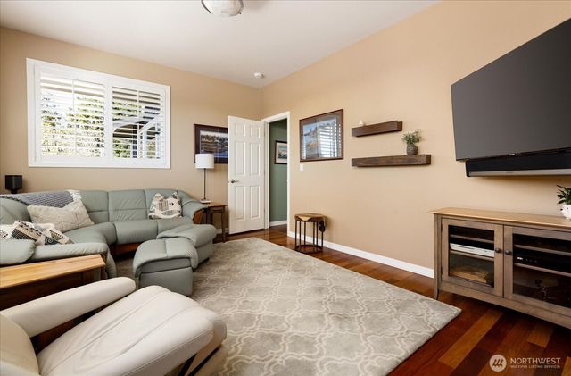 3913 W 12th Street, Anacortes, WA 98221