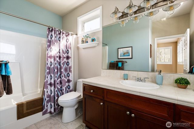 3913 W 12th Street, Anacortes, WA 98221