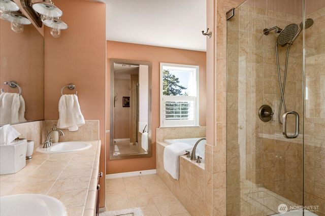 3913 W 12th Street, Anacortes, WA 98221