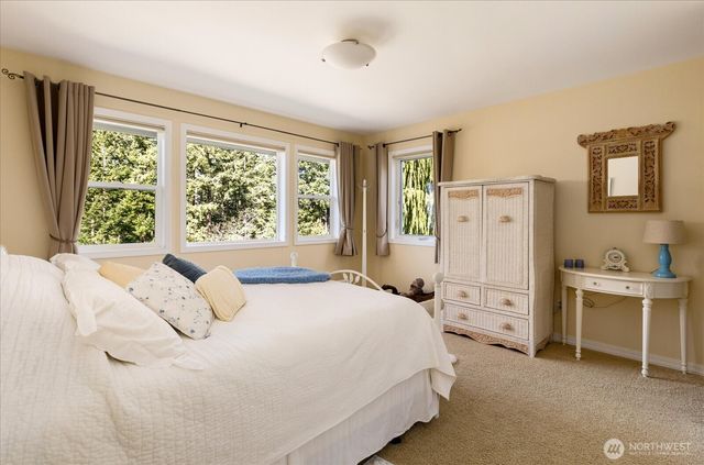 3913 W 12th Street, Anacortes, WA 98221