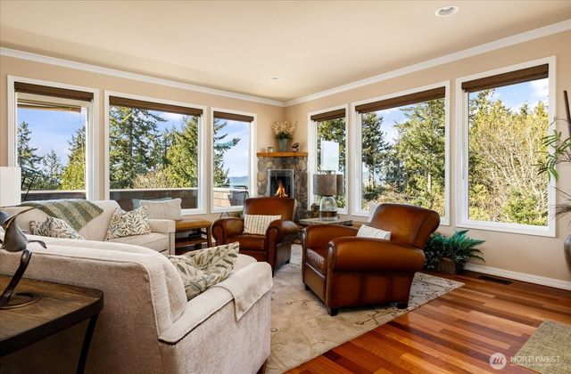 3913 W 12th Street, Anacortes, WA 98221