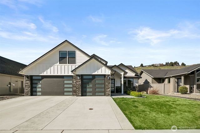 1014 Racine Springs Drive, Wenatchee, WA 98801