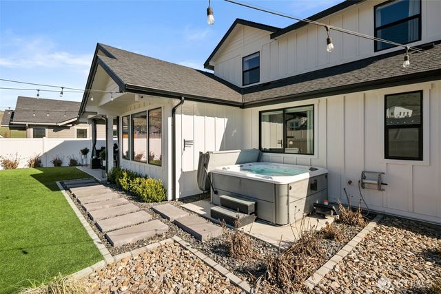 1014 Racine Springs Drive, Wenatchee, WA 98801