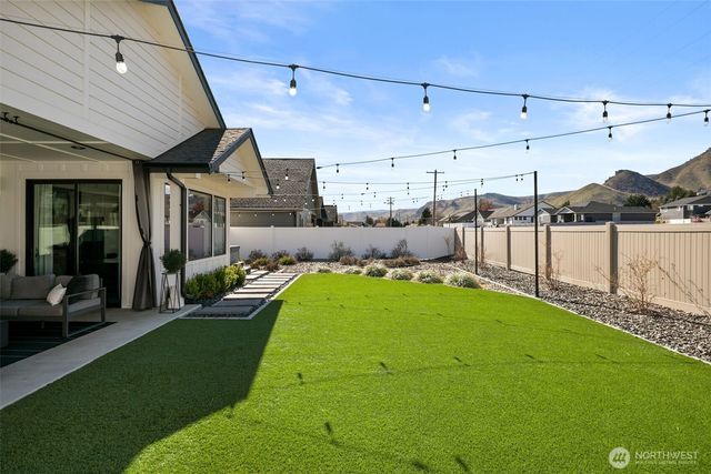 1014 Racine Springs Drive, Wenatchee, WA 98801