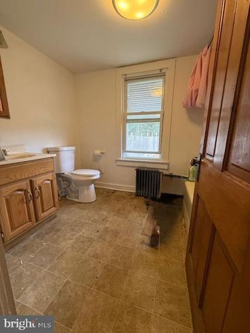 521 E FOREST GROVE RD, Vineland, NJ 08360