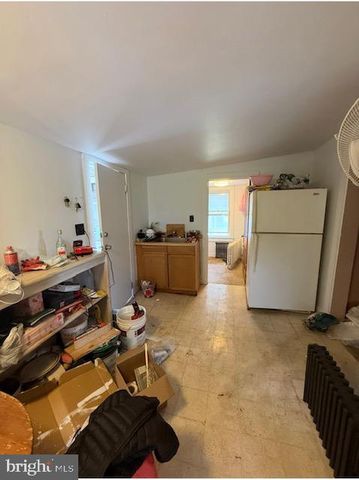 521 E FOREST GROVE RD, Vineland, NJ 08360