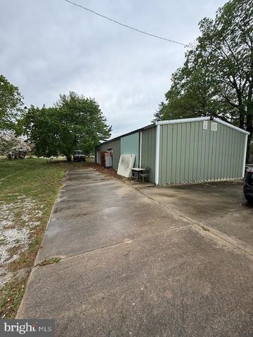 521 E FOREST GROVE RD, Vineland, NJ 08360