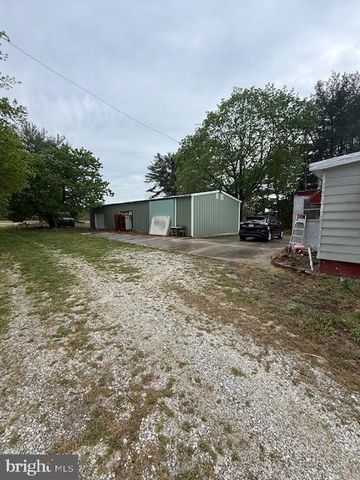 521 E FOREST GROVE RD, Vineland, NJ 08360