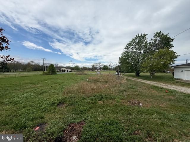 521 E FOREST GROVE RD, Vineland, NJ 08360