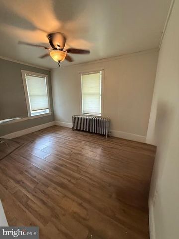 521 E FOREST GROVE RD, Vineland, NJ 08360