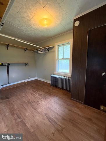 521 E FOREST GROVE RD, Vineland, NJ 08360