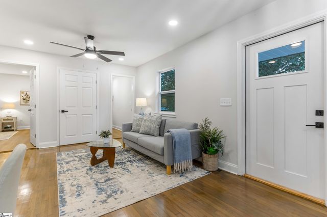 12 E Decatur Street, Greenville, SC 29617