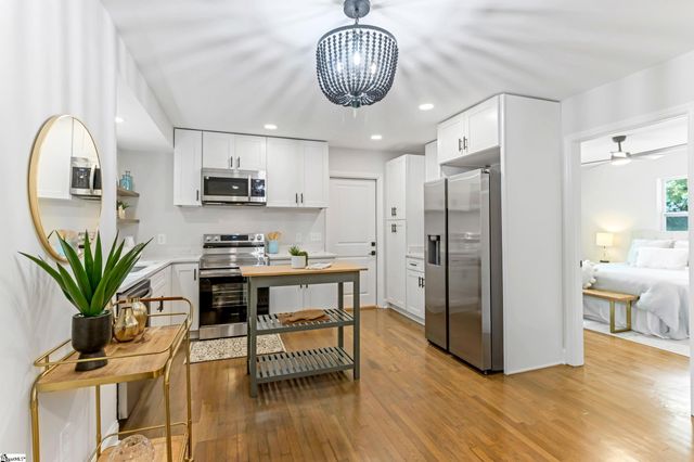 12 E Decatur Street, Greenville, SC 29617