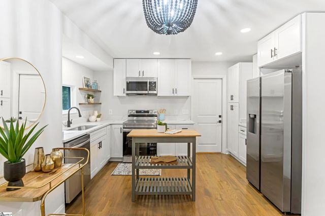 12 E Decatur Street, Greenville, SC 29617