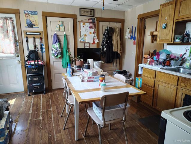 308 S 19th Street, Escanaba, MI 49829