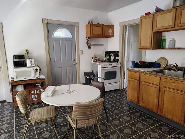 308 S 19th Street, Escanaba, MI 49829