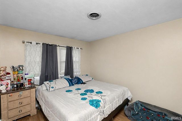 54835 Eisenhower Drive, Elkhart, IN 46514