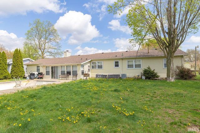 54835 Eisenhower Drive, Elkhart, IN 46514