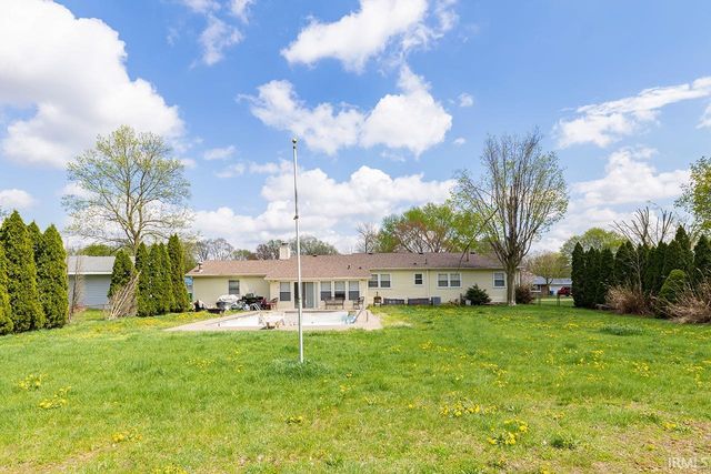 54835 Eisenhower Drive, Elkhart, IN 46514