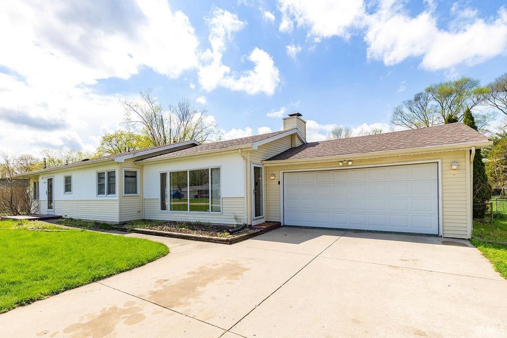 54835 Eisenhower Drive, Elkhart, IN 46514