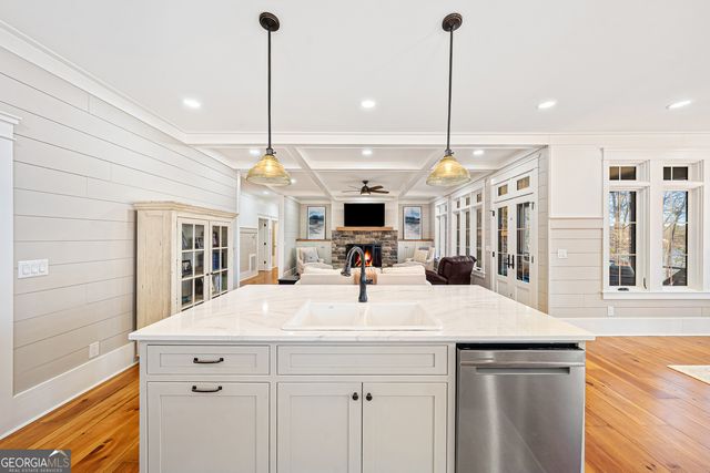 158 Rosewood Circle, Hartwell, GA 30643