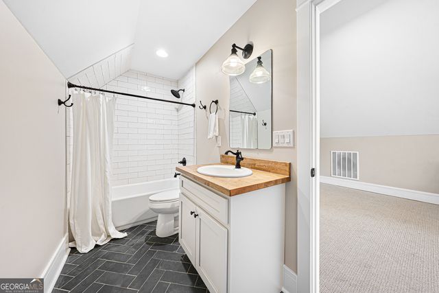 158 Rosewood Circle, Hartwell, GA 30643