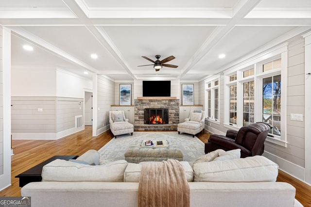 158 Rosewood Circle, Hartwell, GA 30643