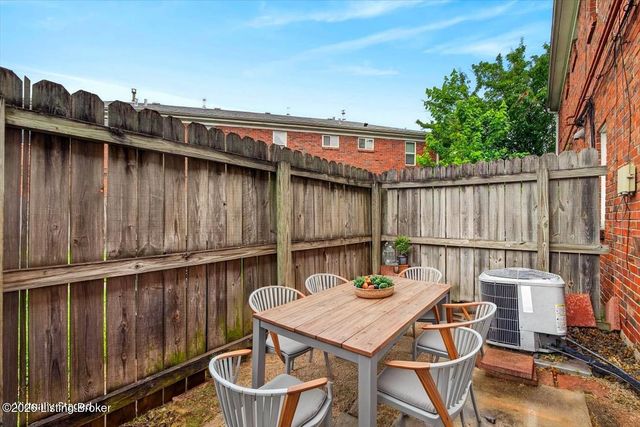 3406 Taylorsville Rd APT 3, Louisville, KY 40205