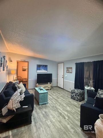 1127 Ridgewood Drive, Lillian, AL 36549