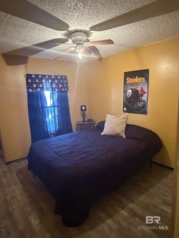 1127 Ridgewood Drive, Lillian, AL 36549