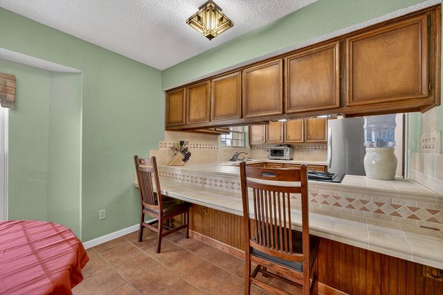 6808 E County Rd 97, Midland, TX 79706