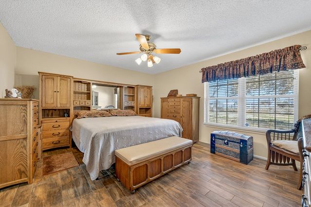 6808 E County Rd 97, Midland, TX 79706