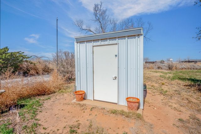 6808 E County Rd 97, Midland, TX 79706