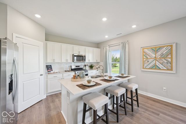8508 Hemingway Drive, Indianapolis, IN 46239