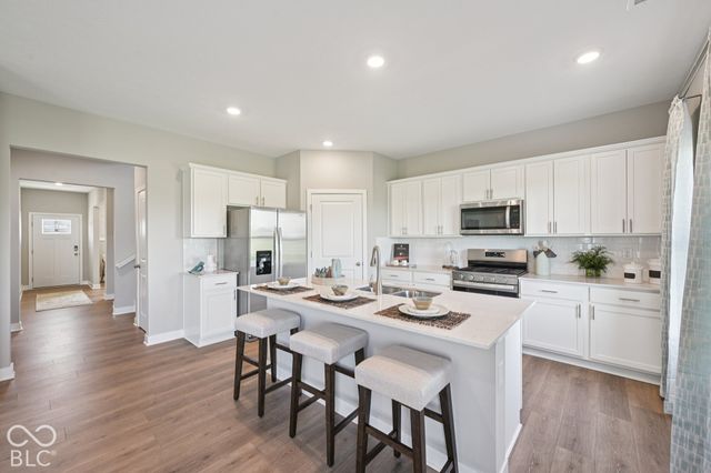 8508 Hemingway Drive, Indianapolis, IN 46239