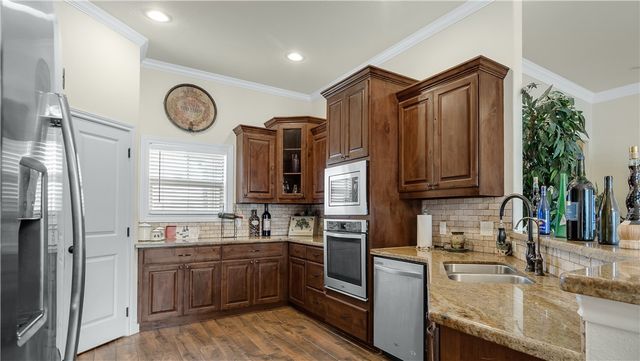 7833 Mapache Court, Bryan, TX 77808